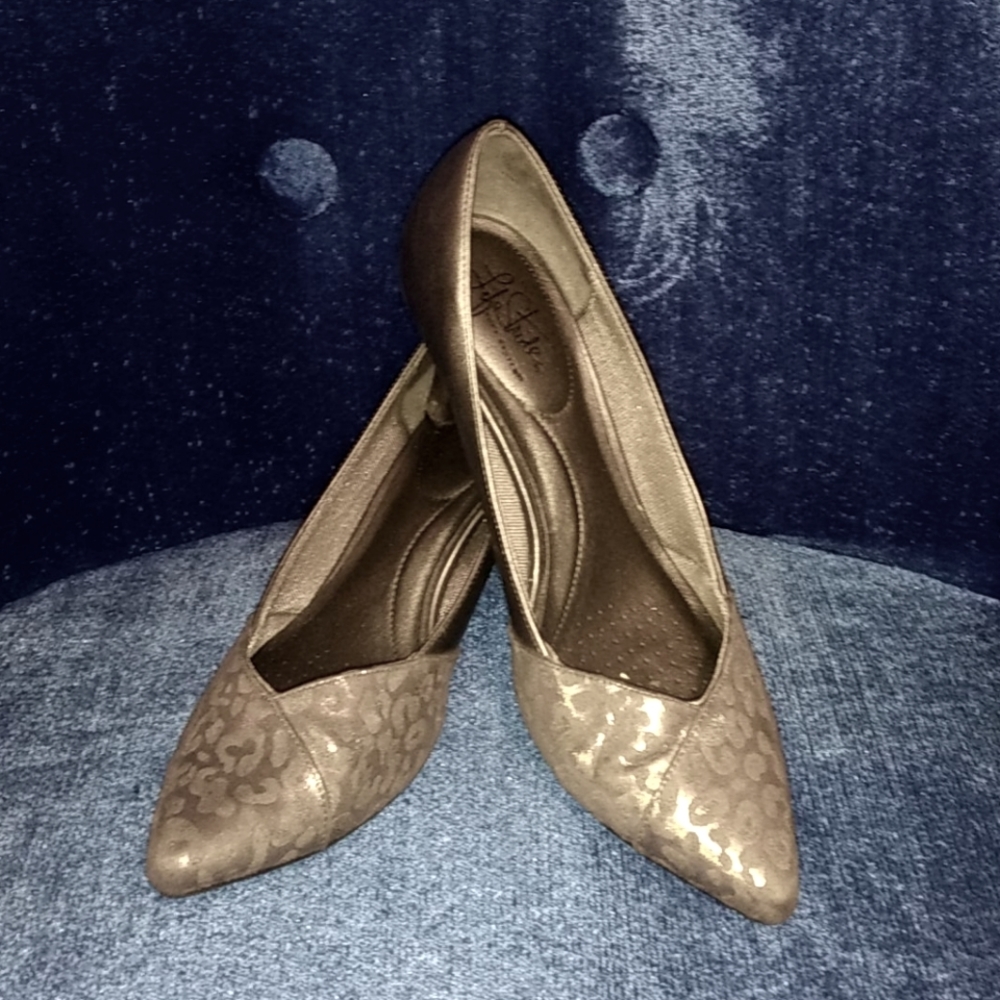 Lite Stride Leopard Print Heels
